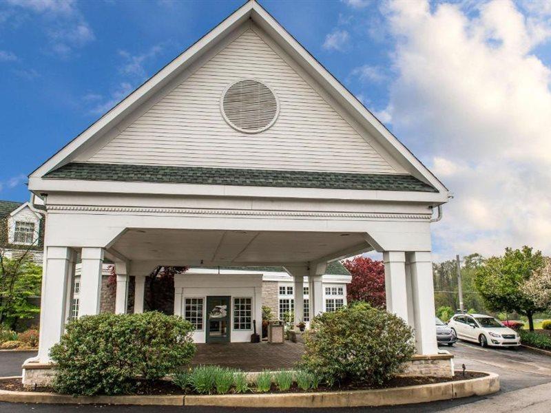 Quality Inn Pittsburgh Airport Oakdale ภายนอก รูปภาพ